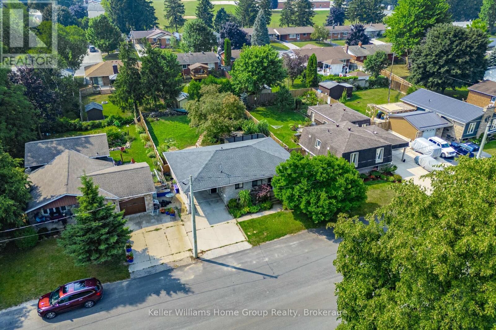 Property Photo: 475 5th Street ON N4N 3H3