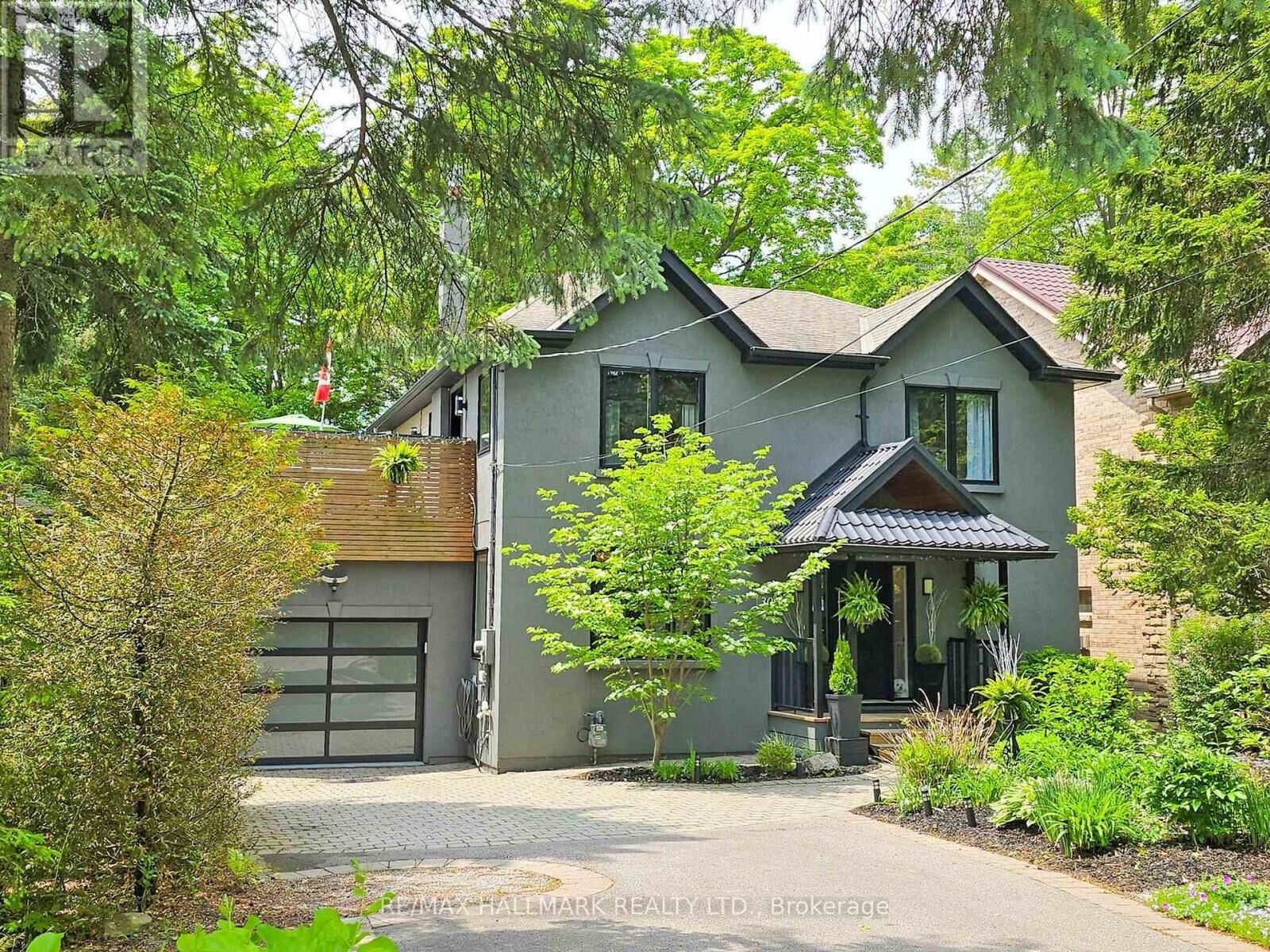 Property Photo:  30 Larwood Boulevard  ON M1M 2M5 
