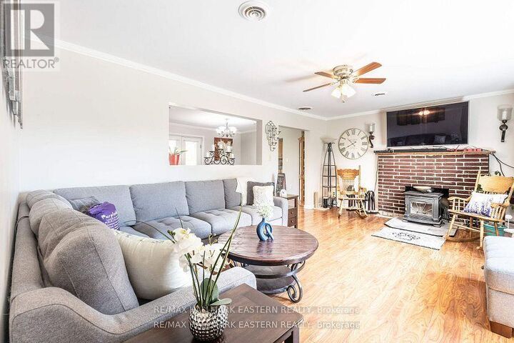 Property Photo:  4792 Hwy 7  ON K0L 2V0 