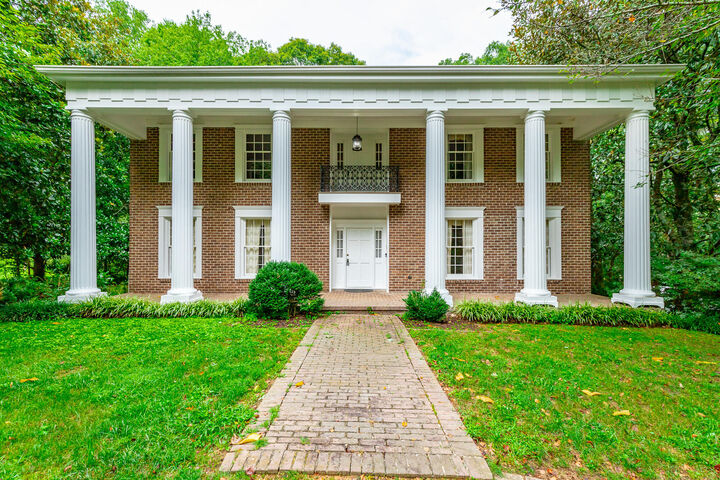 206 Palisades Drive  Signal Mountain TN 37377 photo