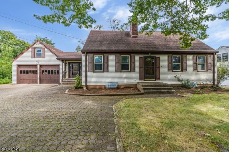 Property Photo:  576 Country Club Rd  NJ 08807 