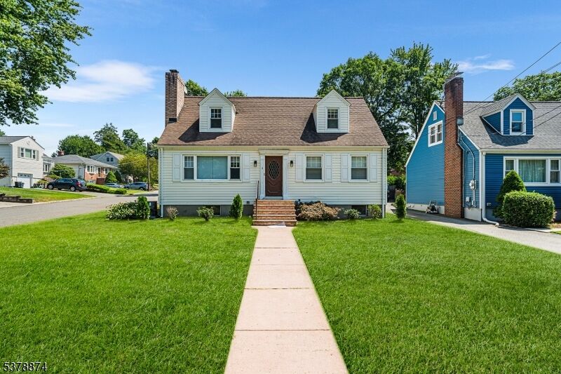 Property Photo:  6 Wakeman St  NJ 07052 