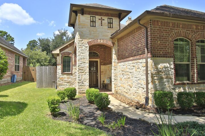 Property Photo:  119 Pike Mill Place  TX 77316 