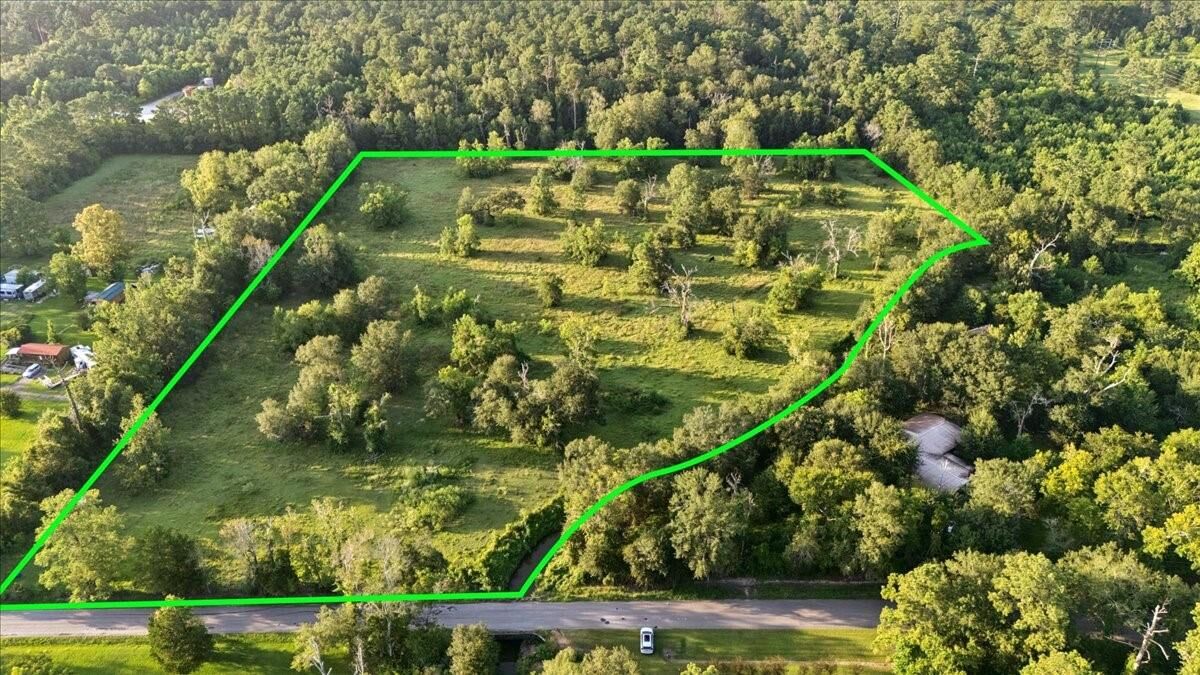Property Photo: 2224 Bancroft Road TX 77632