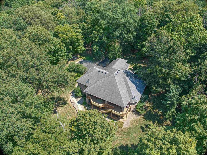 Property Photo: 1244 Hunter Boulevard IN 47601