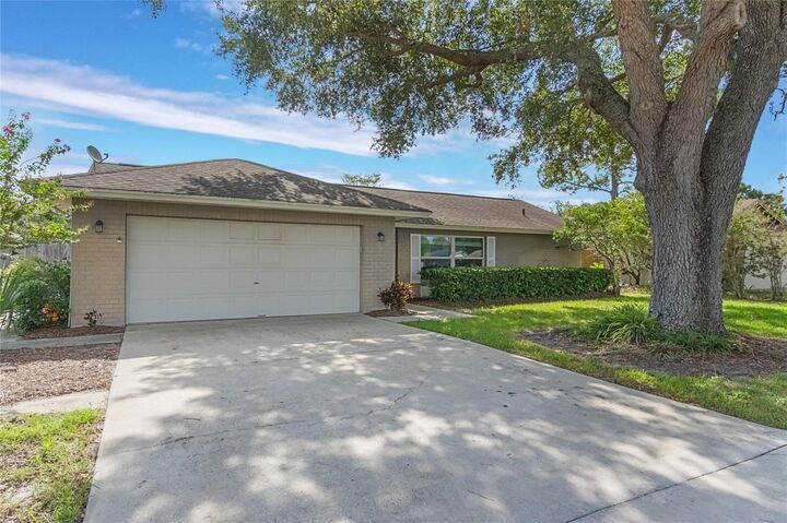 Property Photo: 1039 Dishman Loop FL 32765