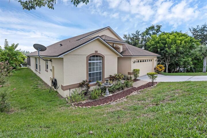 Property Photo: 1545 Nightfall Drive FL 34711