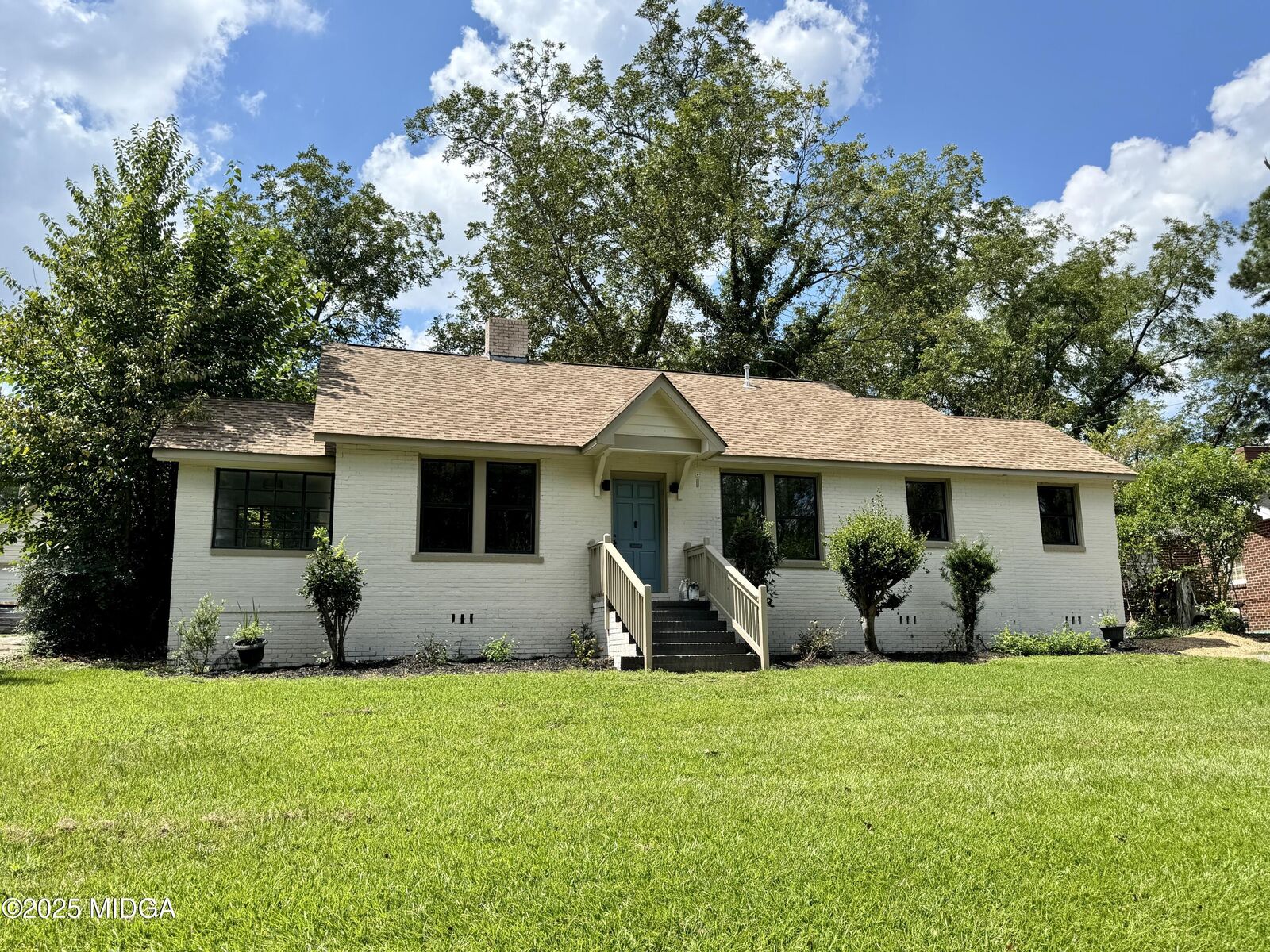 Property Photo: 2428 Darden Drive GA 31204