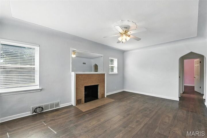 Property Photo: 302 Waller Avenue MO 63125