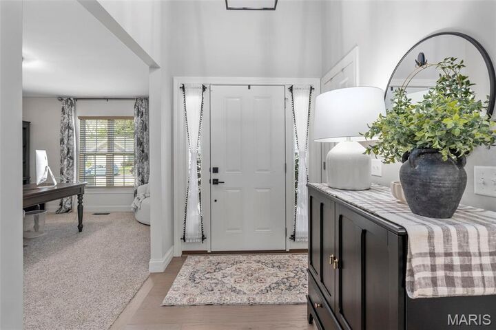 Property Photo:  1626 Westlake Court  MO 63069 