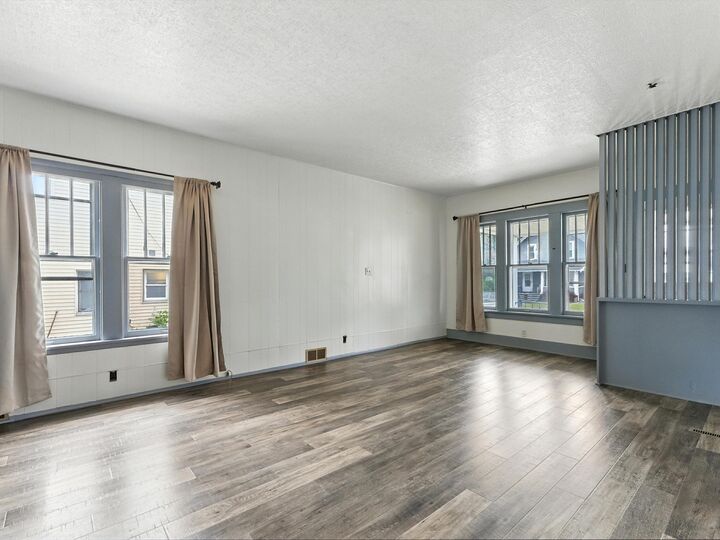 Property Photo:  1419 Madison St  WI 54220 
