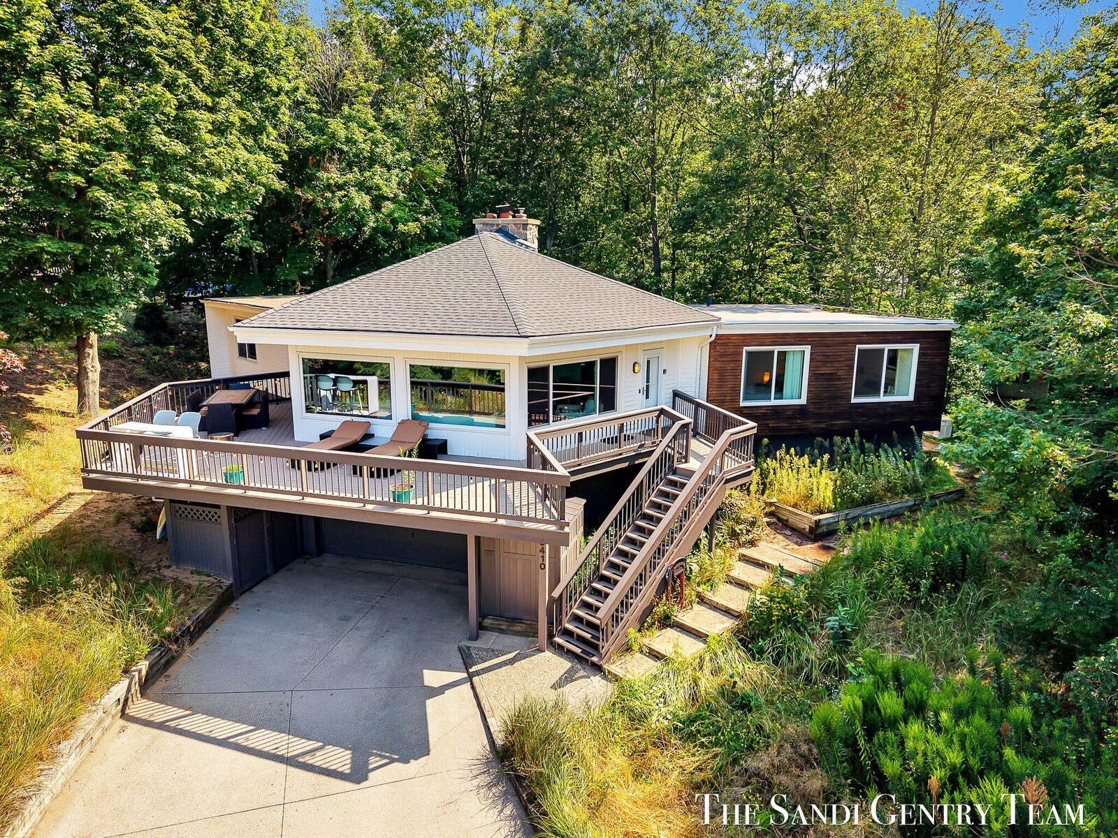 Property Photo: 9410 Whispering Sands Drive MI 49460