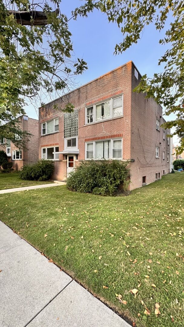 Property Photo: 5501 N California Avenue 1N IL 60625