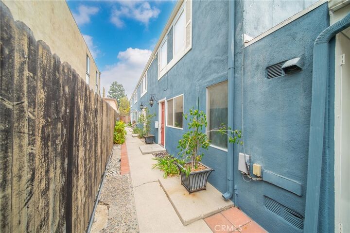 Property Photo:  269 Ohio Street 2  CA 91106 