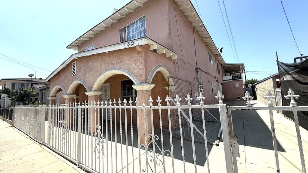 Property Photo: 6425 Cottage Street CA 90255