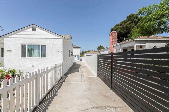 Property Photo: 7823 Ferncola CA 91352