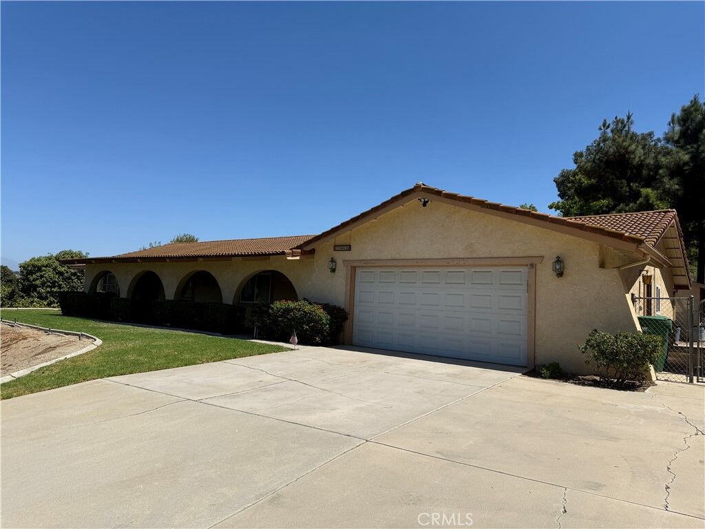 Property Photo:  15662 Saddleback Road  CA 92506 
