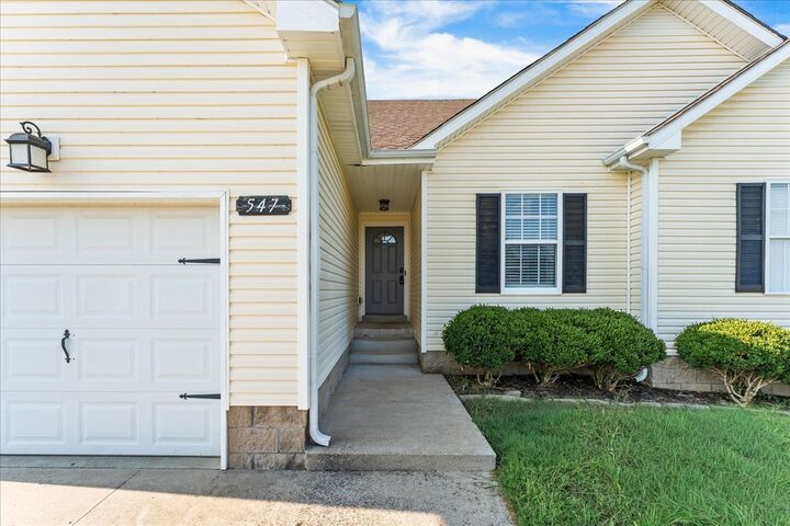 Property Photo: 547 Fox Trot Dr TN 37042