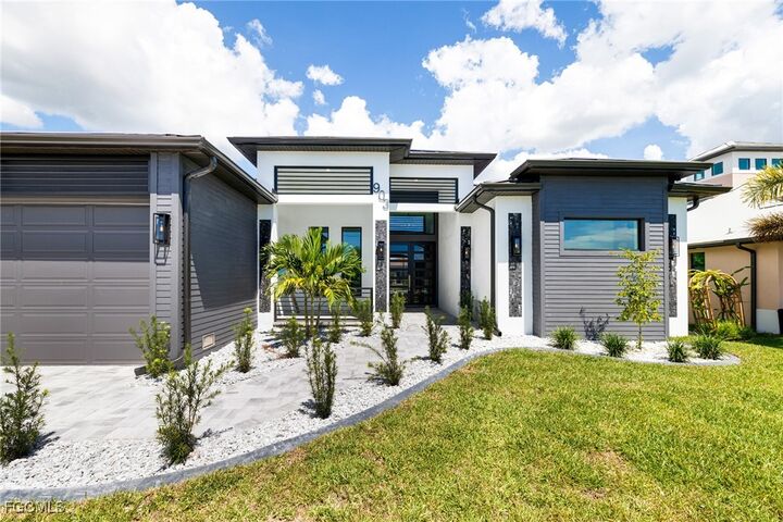 903 NW 38th Avenue  Cape Coral FL 33993 photo