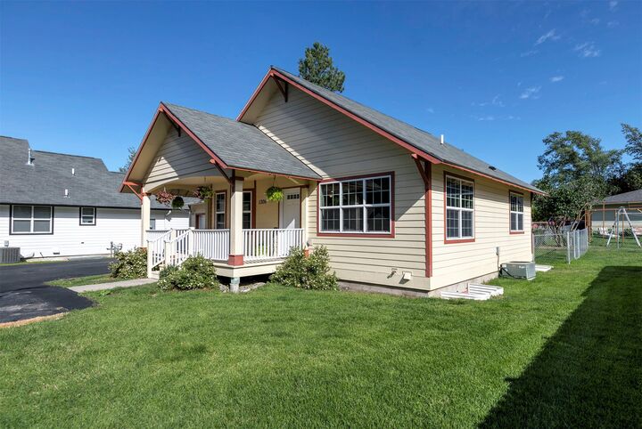 Property Photo: 1306 Lily Court MT 59802