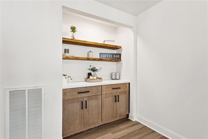 Property Photo: 105 Robinhood Drive LA 70433