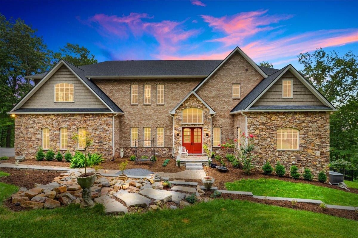 Property Photo:  399 Deercroft Drive  VA 24060 