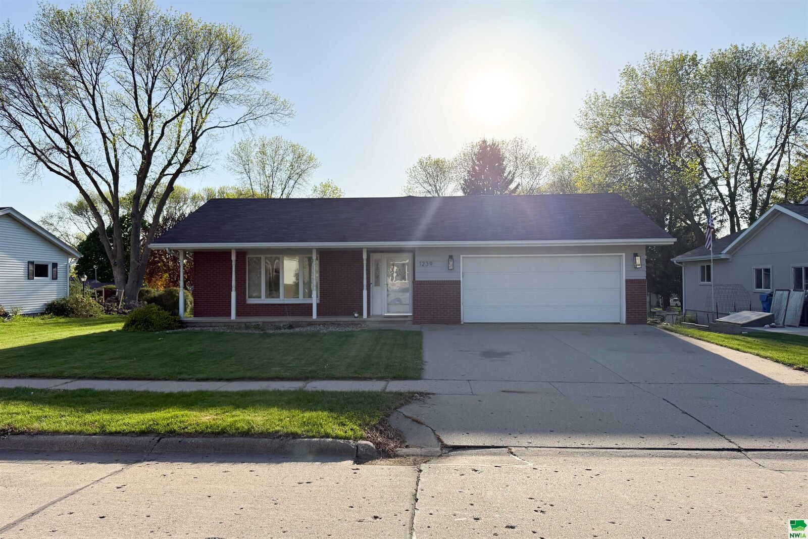 Property Photo:  1239 2nd Ave SW  IA 51031 