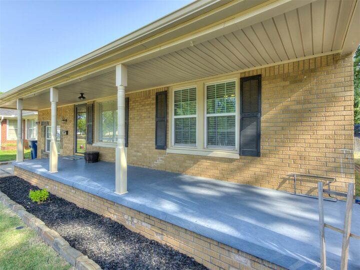 Property Photo: 108 E Pulaski Street OK 74804