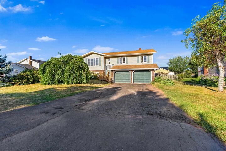 Property Photo:  130 Heron Avenue  PE C1N 6L2 