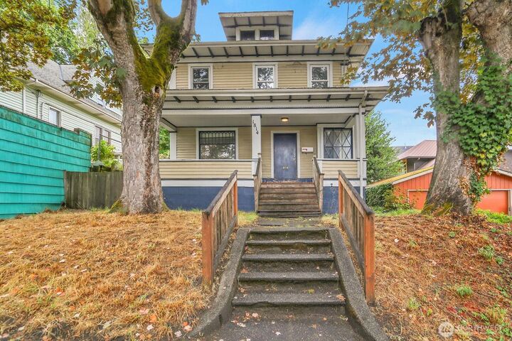 1814 E Cherry Street  Seattle WA 98122 photo