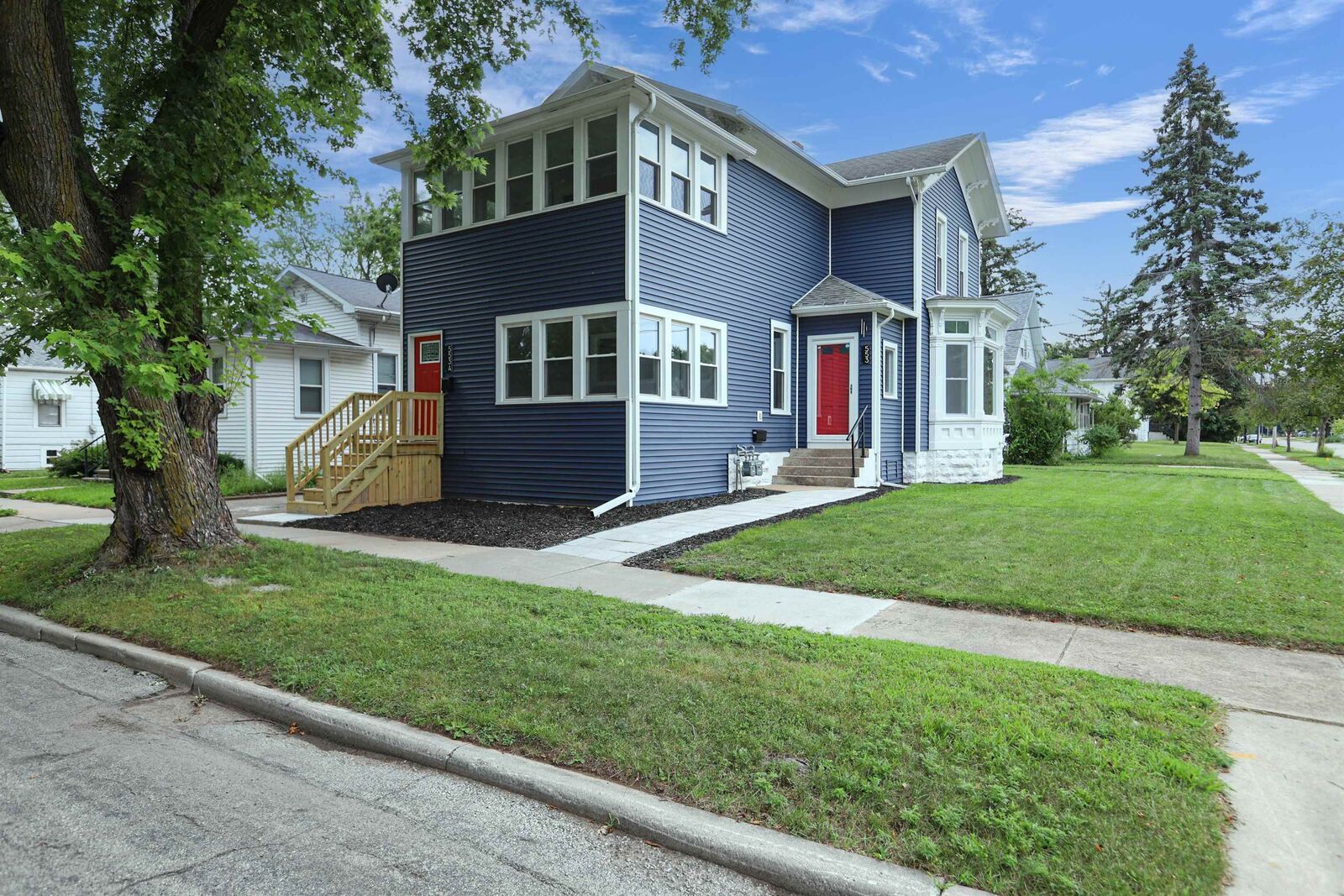 Property Photo:  553 W 16th Avenue  WI 54902 