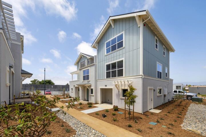 Property Photo:  130 Skyline Vista Way  CA 95076 