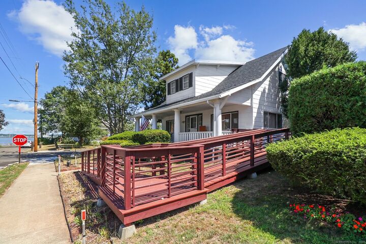 Property Photo: 14 East Brown Street CT 06516