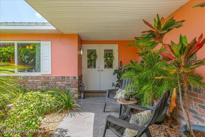 Property Photo:  435 Desoto Parkway  FL 32937 