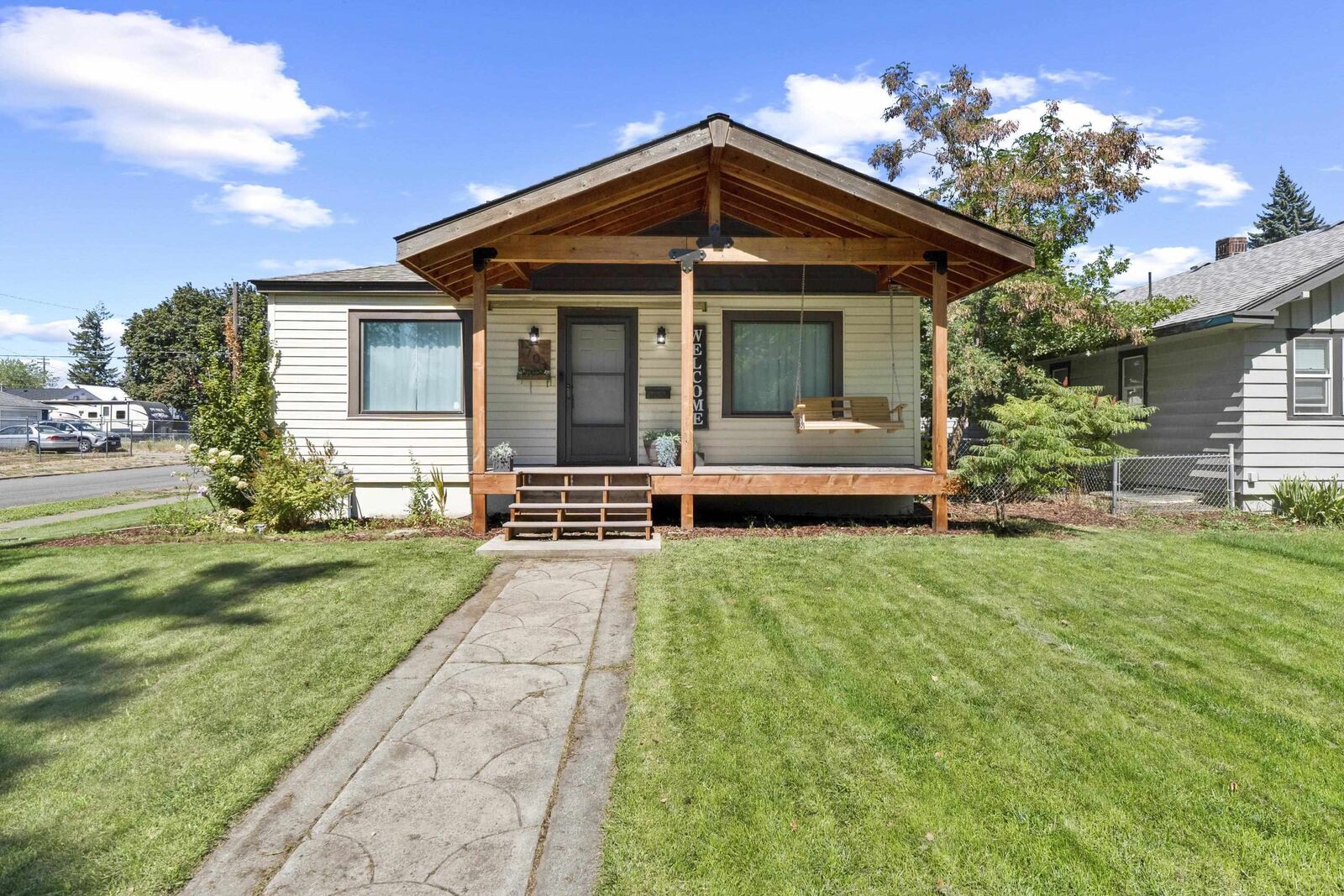 Property Photo:  1703 E Providence Ave  WA 99207 