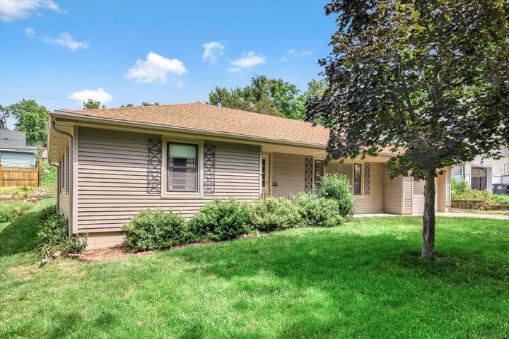 Property Photo:  118 Elmwood Drive  IA 51503 