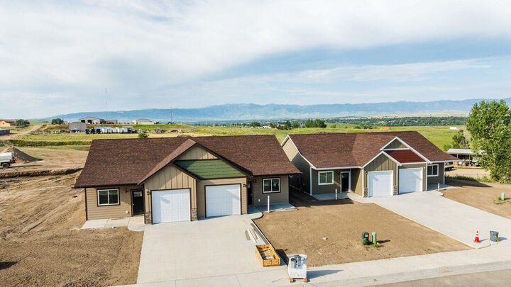 Property Photo:  626 Valley View Drive  WY 82801 