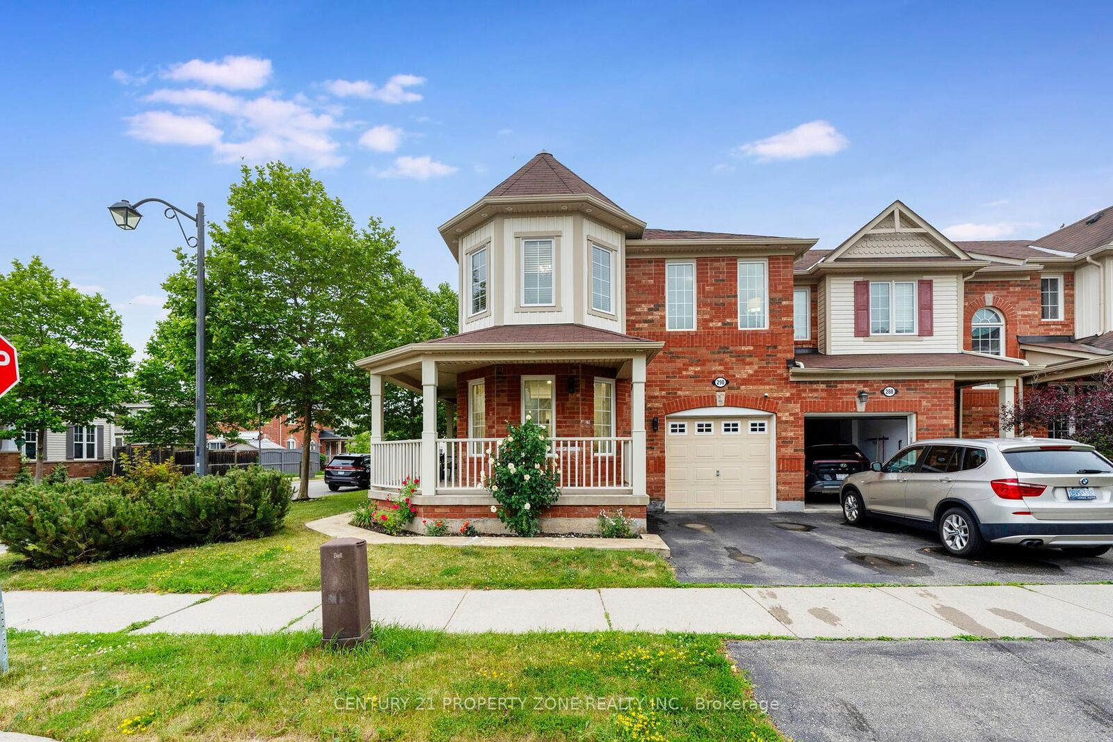 Property Photo:  290 Woodley Crescent  ON L9T 8B8 