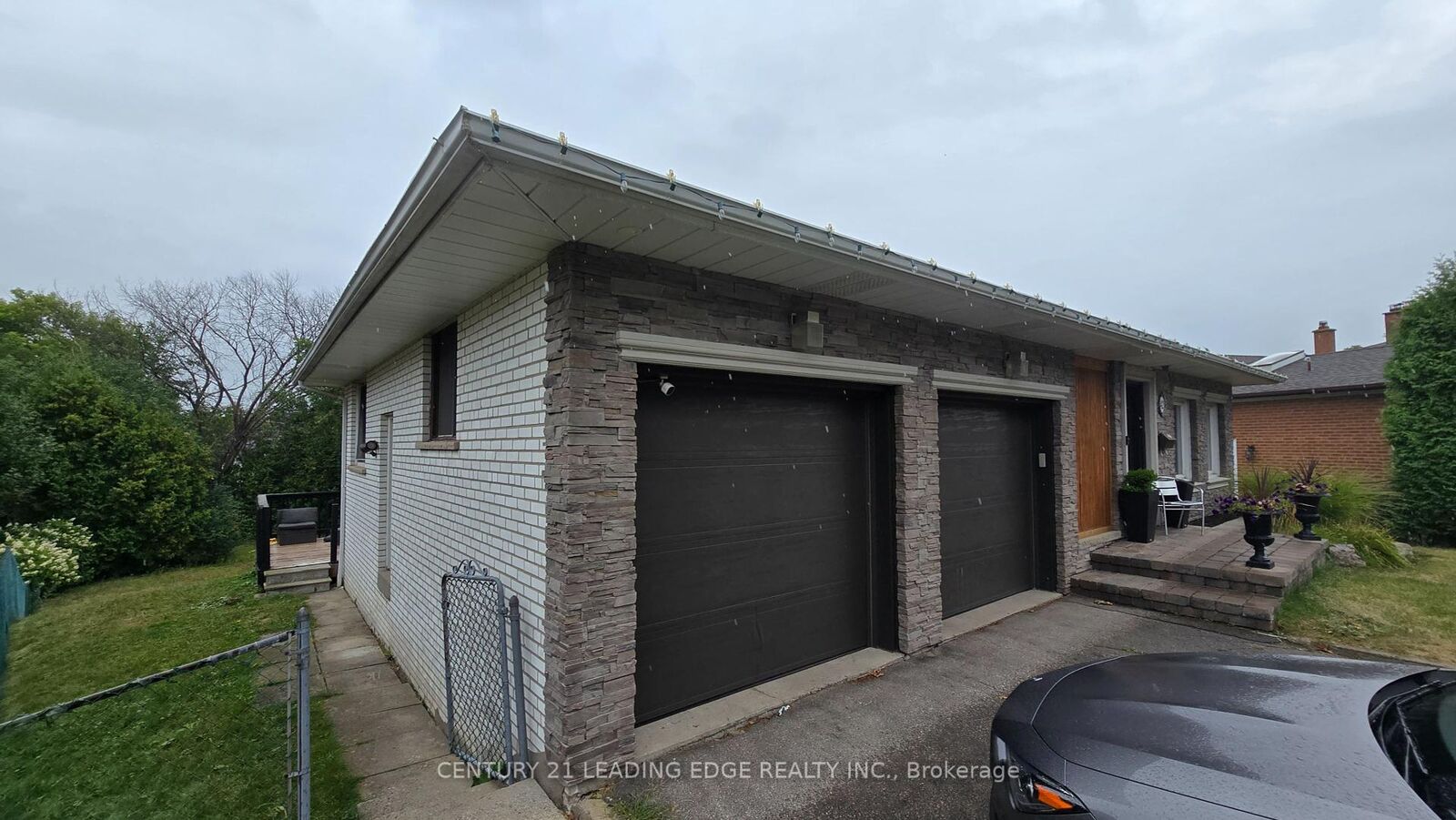 Property Photo:  42 Arkona Drive Bsmt  ON M1T 1X3 