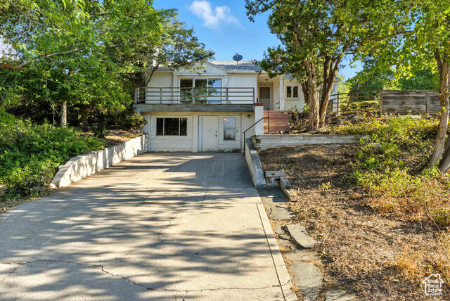 735 E 10th Ave  Salt Lake City UT 84103 photo