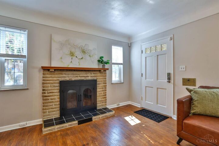 Property Photo: 1406 Wittekind Terrace OH 45224