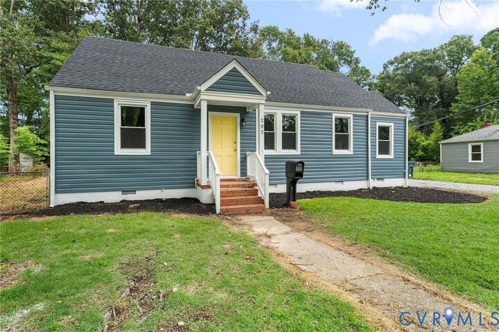 Property Photo: 202 W McClellan Street VA 23150