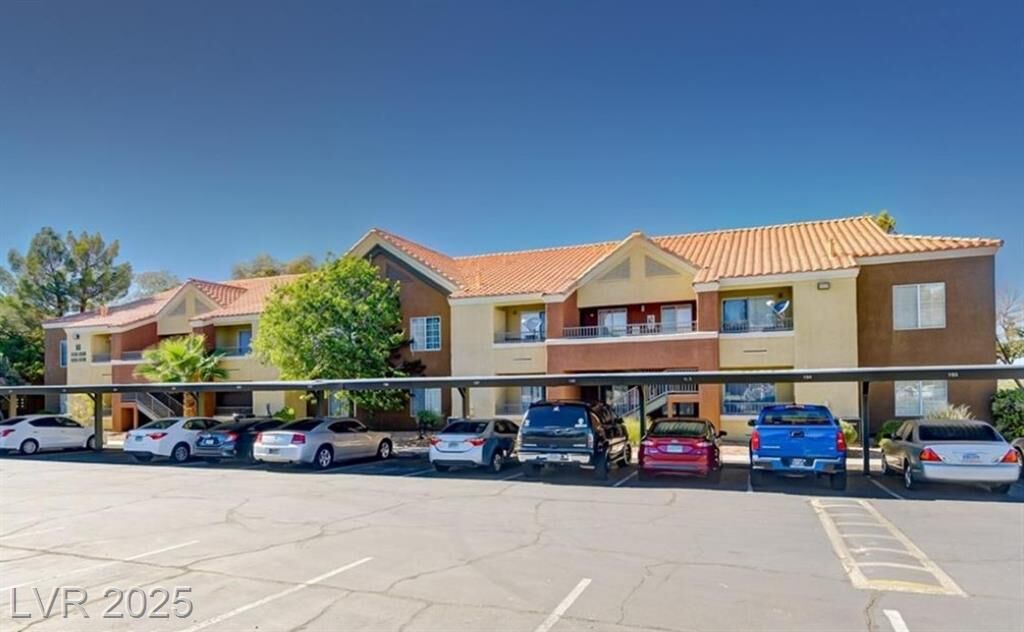 Property Photo: 2120 Ramrod Avenue 1122 NV 89014