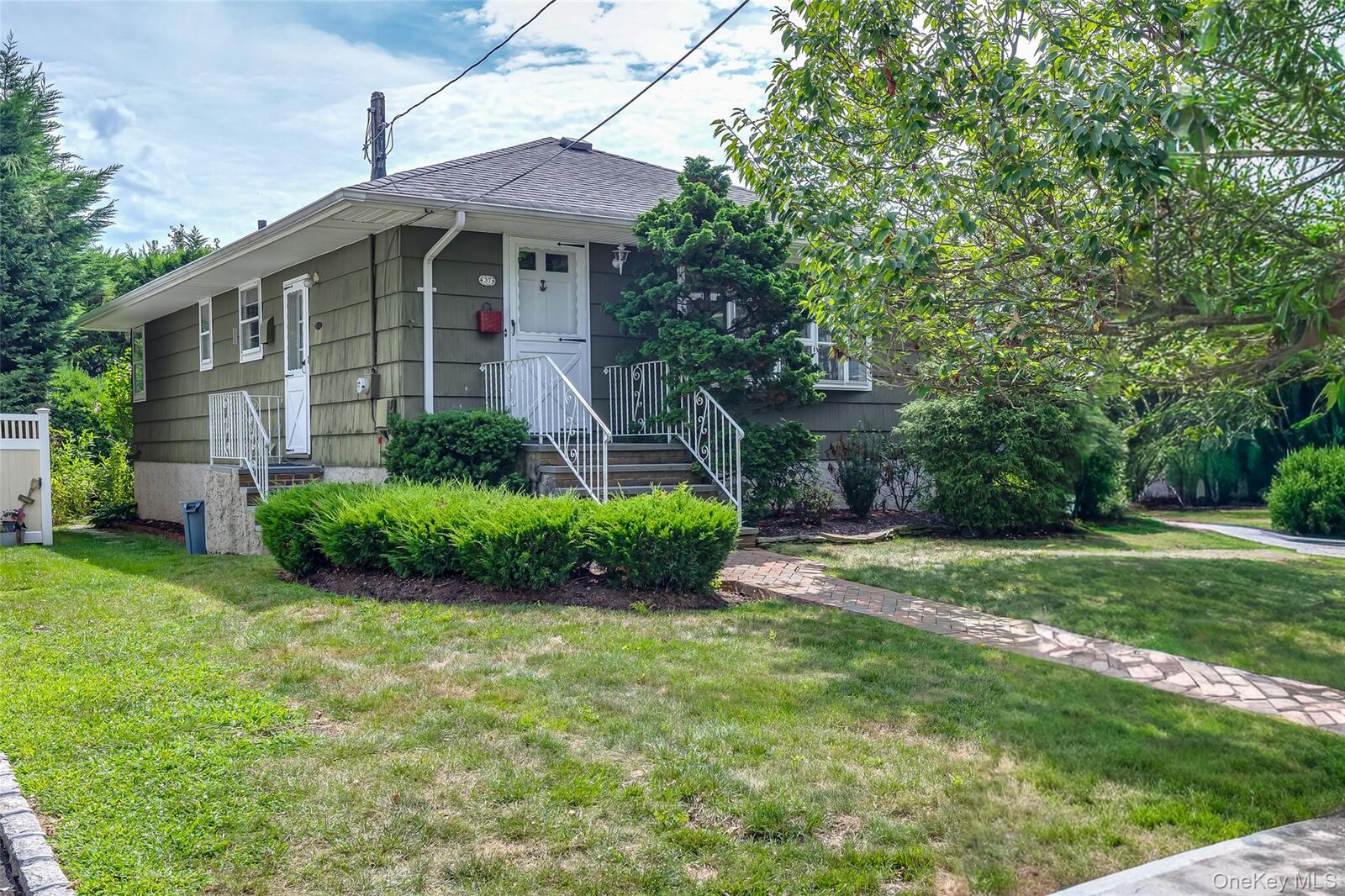 Property Photo: 37 Hampton Boulevard NY 11758