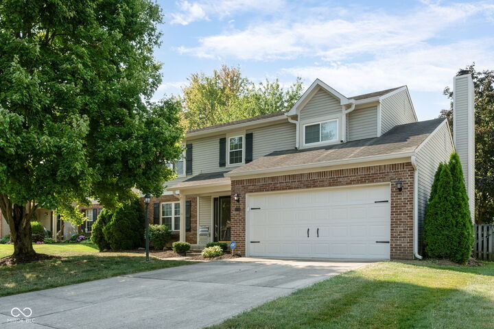 6294 Valleyview Drive  Fishers IN 46038 photo