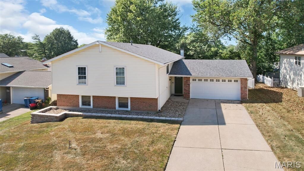 Property Photo:  1511 Shadow Lane  MO 63303 