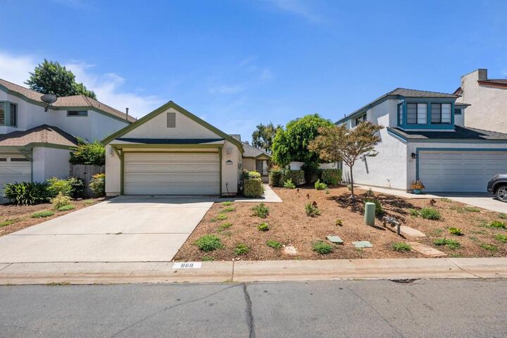 868 Venice Glen  Escondido CA 92026 photo