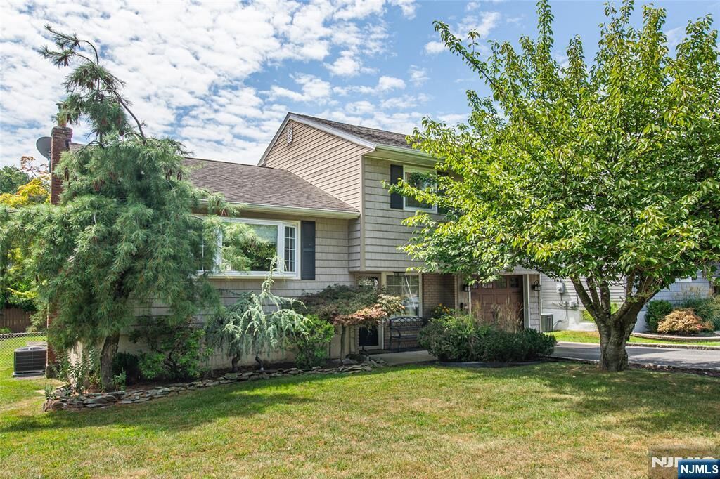 Property Photo: 5 Midwood Avenue NJ 07044