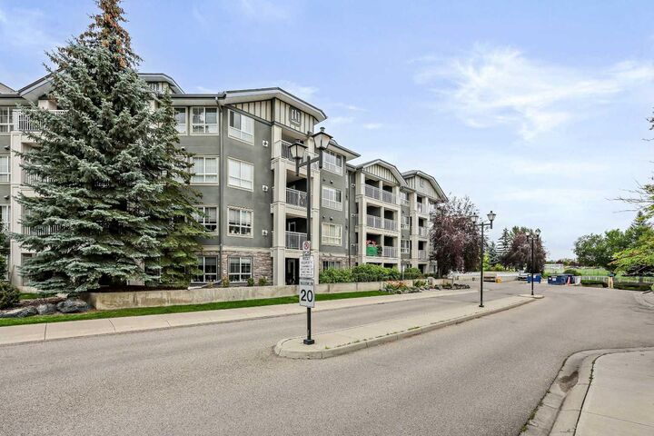 Property Photo:  35 Richard Court SW 437  AB T3E 7N9 