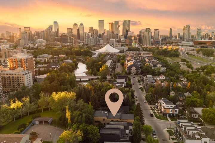 2703 Erlton Street SW 3  Calgary AB T2S 2W4 photo